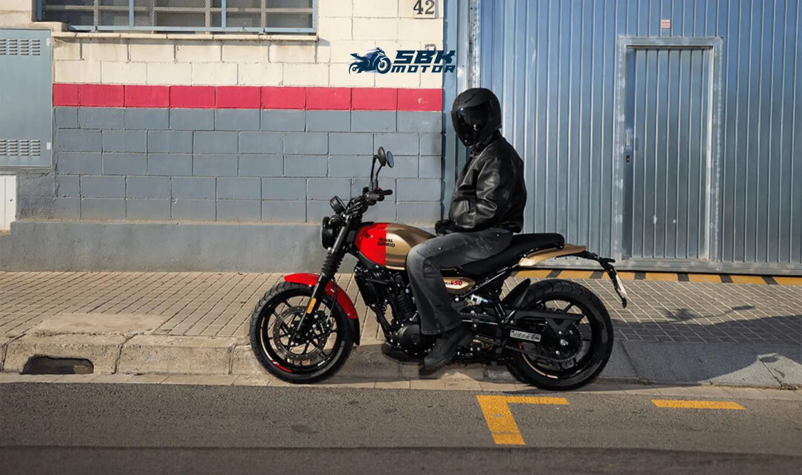 2024 Royal Enfield Guerrilla 450, çok yönlü ve güçlü bir naked bike olarak öne çıkıyor. Gelişmiş özellikleri, sağlam motoru ve düşünceli ergonomisi ile hem deneyimli sürücülere hem de yeni başlayanlara hitap edecek şekilde tasarlandı. Şehir sokaklarını veya açık otoyolları geçerken, Guerrilla 450 her türlü meydan okumaya hazır. 2024 Royal Enfield Guerrilla 450, çok yönlü ve güçlü bir naked bike olarak öne çıkıyor. Gelişmiş özellikleri, sağlam motoru ve düşünceli ergonomisi ile hem deneyimli sürücülere hem de yeni başlayanlara hitap edecek şekilde tasarlandı. Şehir sokaklarını veya açık otoyolları geçerken, Guerrilla 450 her türlü meydan okumaya hazır.