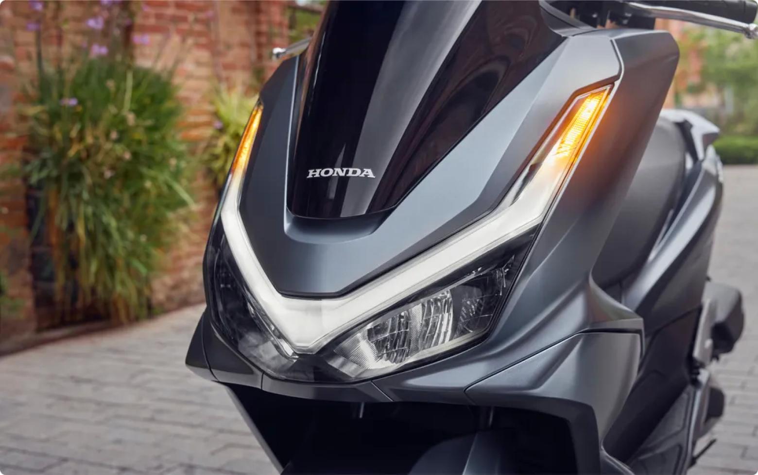 Honda PCX125 DX - 12.5hp, 11.7Nm tork, 115 km/h en yüksek hız