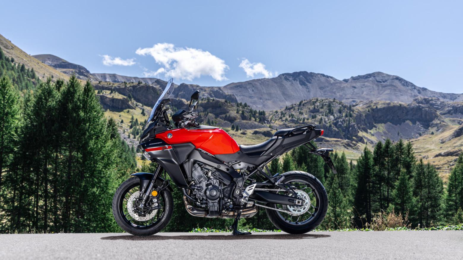 Yamaha TRACER 9 Y-AMT - 119hp, 93Nm tork, 250 km/h en yüksek hız
