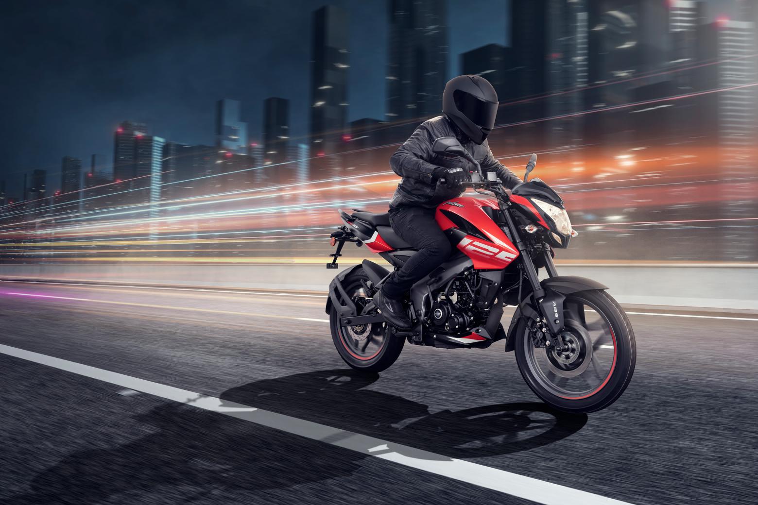 Bajaj Pulsar NS 125 - 12.7hp, 11Nm tork, 105 km/h en yüksek hız