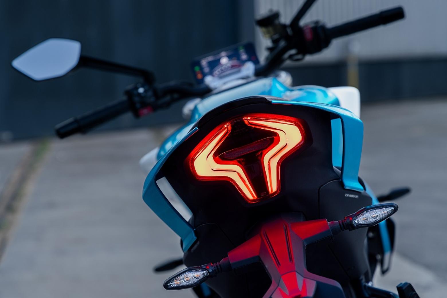 CF MOTO 450NK - 50hp, 39Nm tork, 210 km/h en yüksek hız