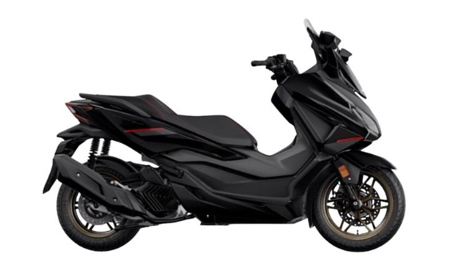 Honda Forza 125 - 14.5hp, 12.3Nm tork, 115 km/h en yüksek hız