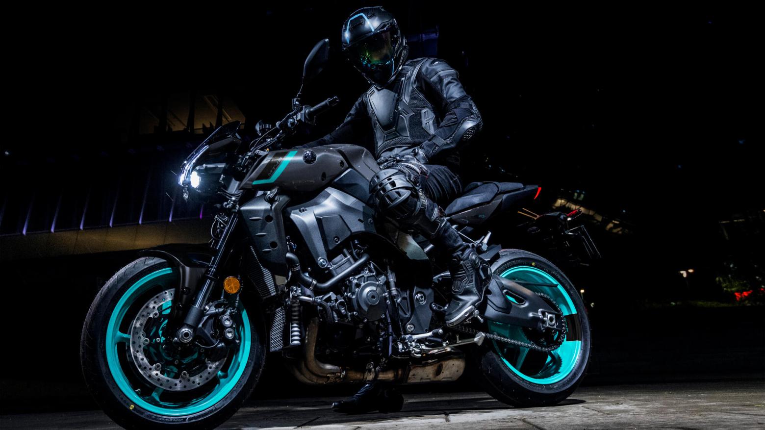 YAMAHA MT-10 - 163.6hp, 112Nm tork, 300 km/h en yüksek hız