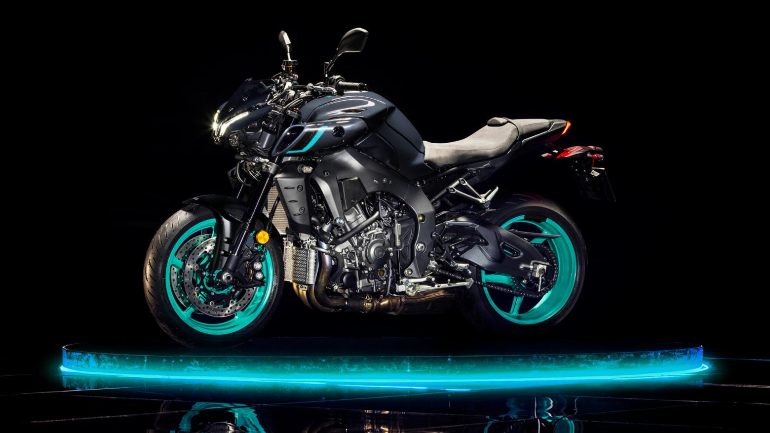 YAMAHA MT-10 - 166hp, 112Nm tork, 290 km/h en yüksek hız
