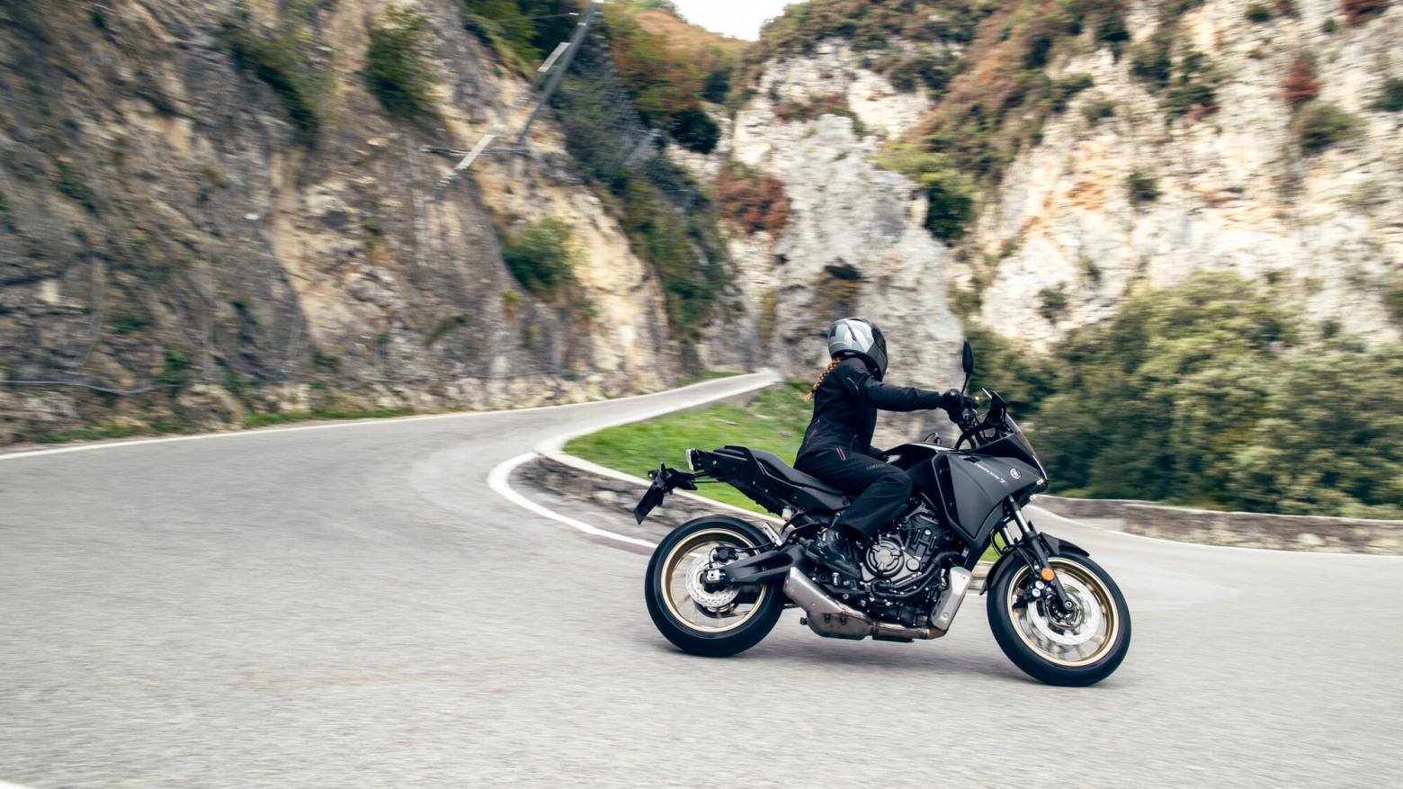 Yamaha TRACER 7 - 72.4hp, 67Nm tork, 220 km/h en yüksek hız
