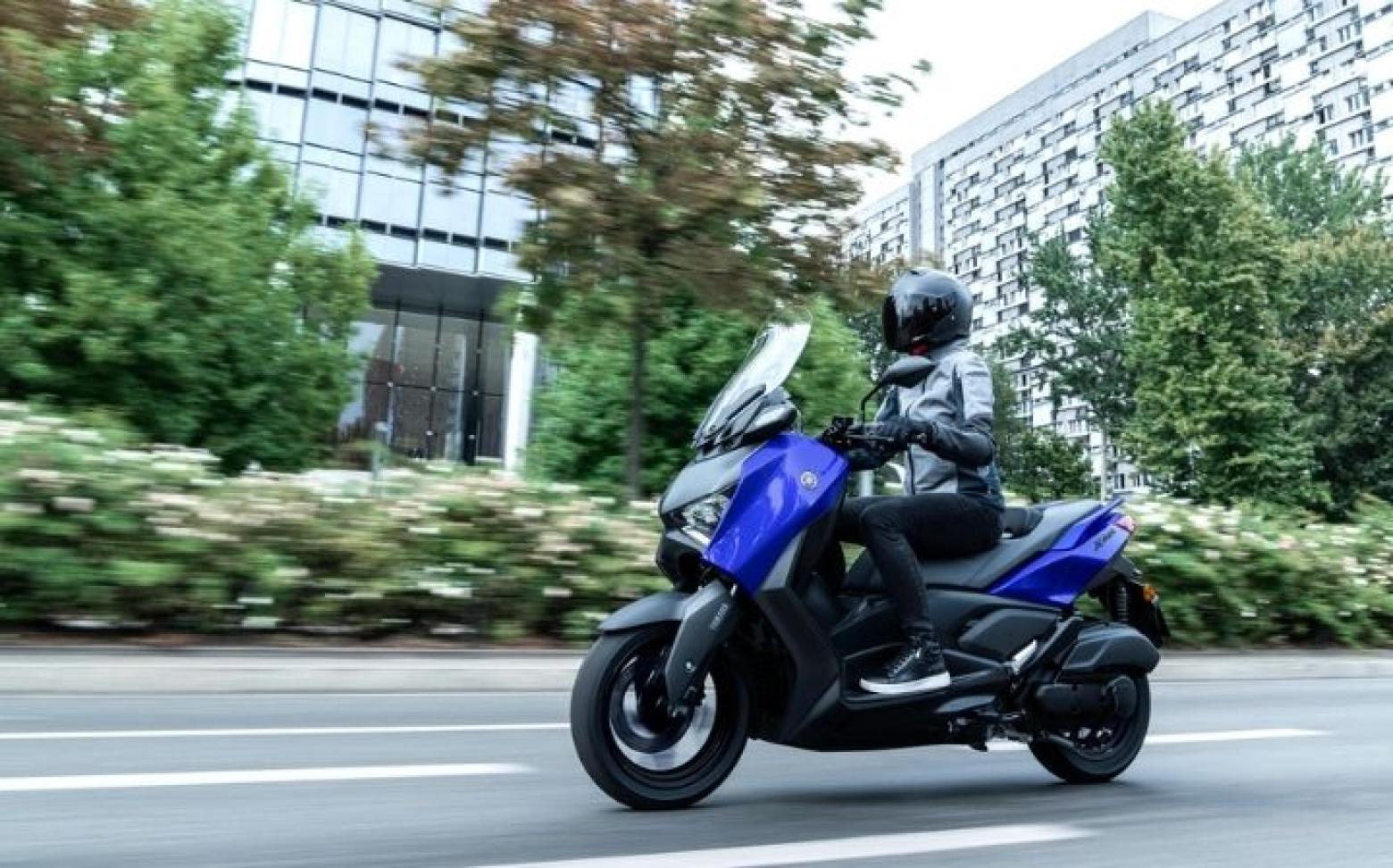 Yamaha XMAX 125 - 12hp, 11.2Nm tork, 100 km/h en yüksek hız