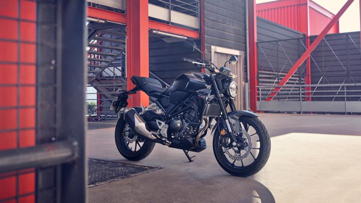 Honda CB250R: Hafif ve Güçlü Naked Motosiklet Honda CB250R: Hafif ve Güçlü Naked Motosiklet