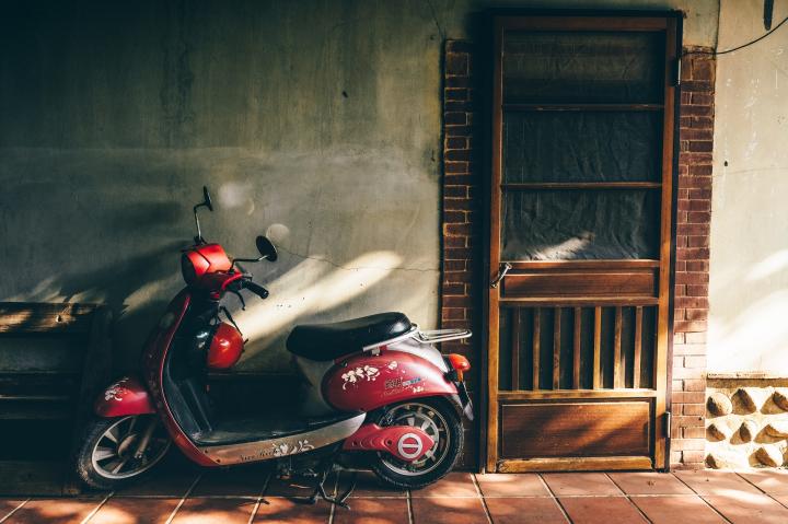 50cc'lik Motosikletler Ehliyet İstermi?,50ccmotor ehliyet ister mi, 50cclikmotorahangehliyetgrupları girer, 50 cc lik motora örnek verebileceğimiz motorlar, b ehliyeti ile 50cclik motosiklet kullanılı