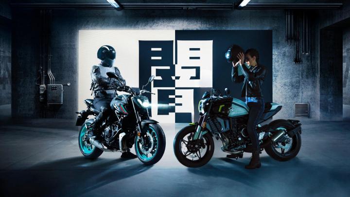 CF Moto CLX 700, Yamaha MT-07' ye Rakip Olabilir mi? | Hangisi Daha İyi? CF Moto CLX700 ve Yamaha MT-07, benzer güç ve tork özelliklerine sahip, birbirlerine rakip olabilecek orta segment motosikletlerdir. İşte bu iki motosikleti karşılaştırmak için bazı önemli faktörler: Güç ve Tork: CF Moto CLX700: 74HP güç, 68Nm tork Yamaha MT-07: 73,4HP güç, 67Nm tork Ağırlık: CF Moto CLX700: 193kg Yamaha MT-07: 184kg CF Moto CLX700, biraz daha ağır bir motosiklet gibi görünüyor. Daha hafif olan MT-07, daha çevik ve hızlı tepki verme yeteneğine sahip olabilir.