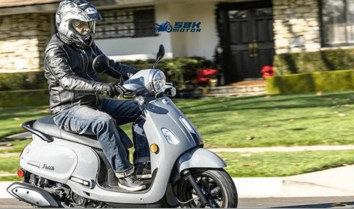 2024- Motori sotto i 100.000 TL | 5 migliori motori sotto i 100.000 TL Un'altra delle moto scooter che possono essere acquistate sotto i 100 mila TL nel 2024 è SYM Fiddle 4. Anche questa moto è una moto di qualità prodotta a Taiwan che non sconvolgerà più di tanto l'utente. L'assistenza post-vendita non è così negativa come quella di Kymco, ma non si può ottenere un servizio come quello di Honda.