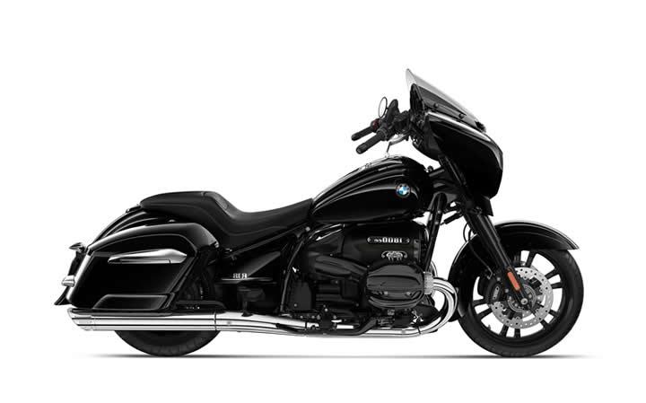 BMW R 18 B Modello della Moto Caratteristiche: Coppia:158nm., Potenza:91hp, Peso:398, Velocità Massima:185, Capacità del Serbatoio: 24, Consumo di Combustibile: 5.8, Numero di Cilindri:2, Numero di Valvole: 8