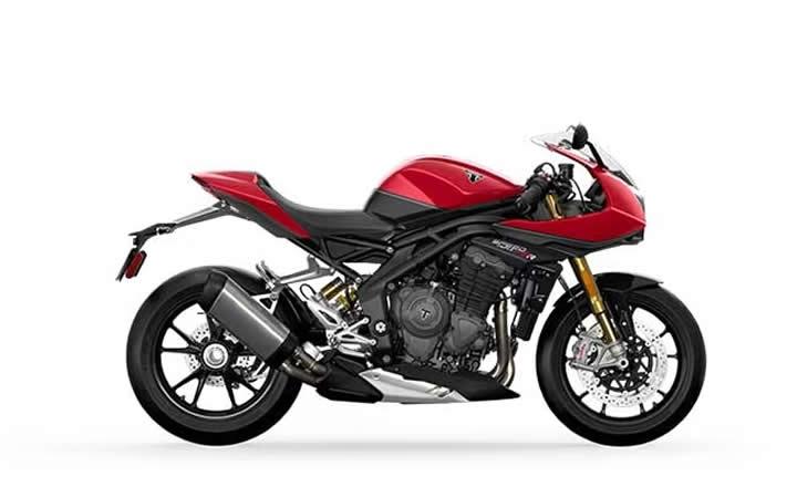 TRIUMPH  SPEED TRIPLE 1200 RR Modello della Moto Caratteristiche: Coppia:125nm., Potenza:177.6hp, Peso:199, Velocità Massima:270, Capacità del Serbatoio: 15.5, Consumo di Combustibile: 6.3, Numero di Cilindri:3, Numero di Valvole: 12