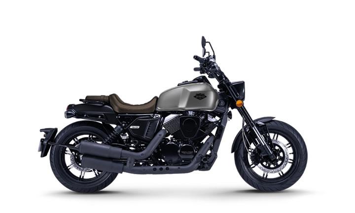 RKS K-LIGHT 250 Caratteristiche del Modello Moto: Tork:16nm., Güç:18.1hp, Peso:179, Velocità Massima:140, Capacità del Serbatoio: 20, Consumo di Carburante: 4.5, Numero di Cilindri:2, Numero di Valvole: 8