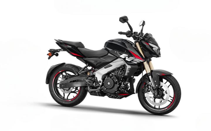 Bajaj Pulsar NS400 Z Modello di motocicletta Specifiche: Coppia:35nm., Potenza:40hp, Peso:176, Velocità massima:165, Capacità serbatoio: 12, Consumo carburante: 4, Numero cilindri:1, Numero valvole: 4