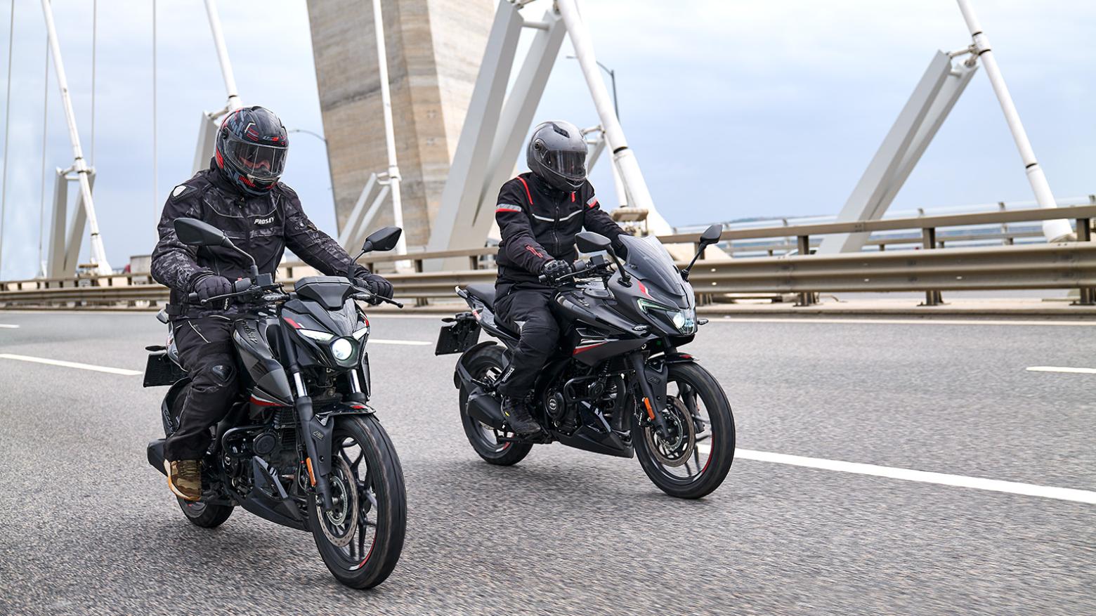 Bajaj Pulsar N 250 Motosiklet Özellikleri : Bajaj Pulsar N 250 22.5hp Güç, 21.5nm. Tork, 143km/h Top Speed, 250cc Motor Hacmi,  Fiyat : 155764TL Fiyat, , 164kg Ağırlık, Ön ve Arka ABS (Grimeca Kaliperler) Fren, Ön - Arka(100/80-17 52P -  130/70-17 62P)