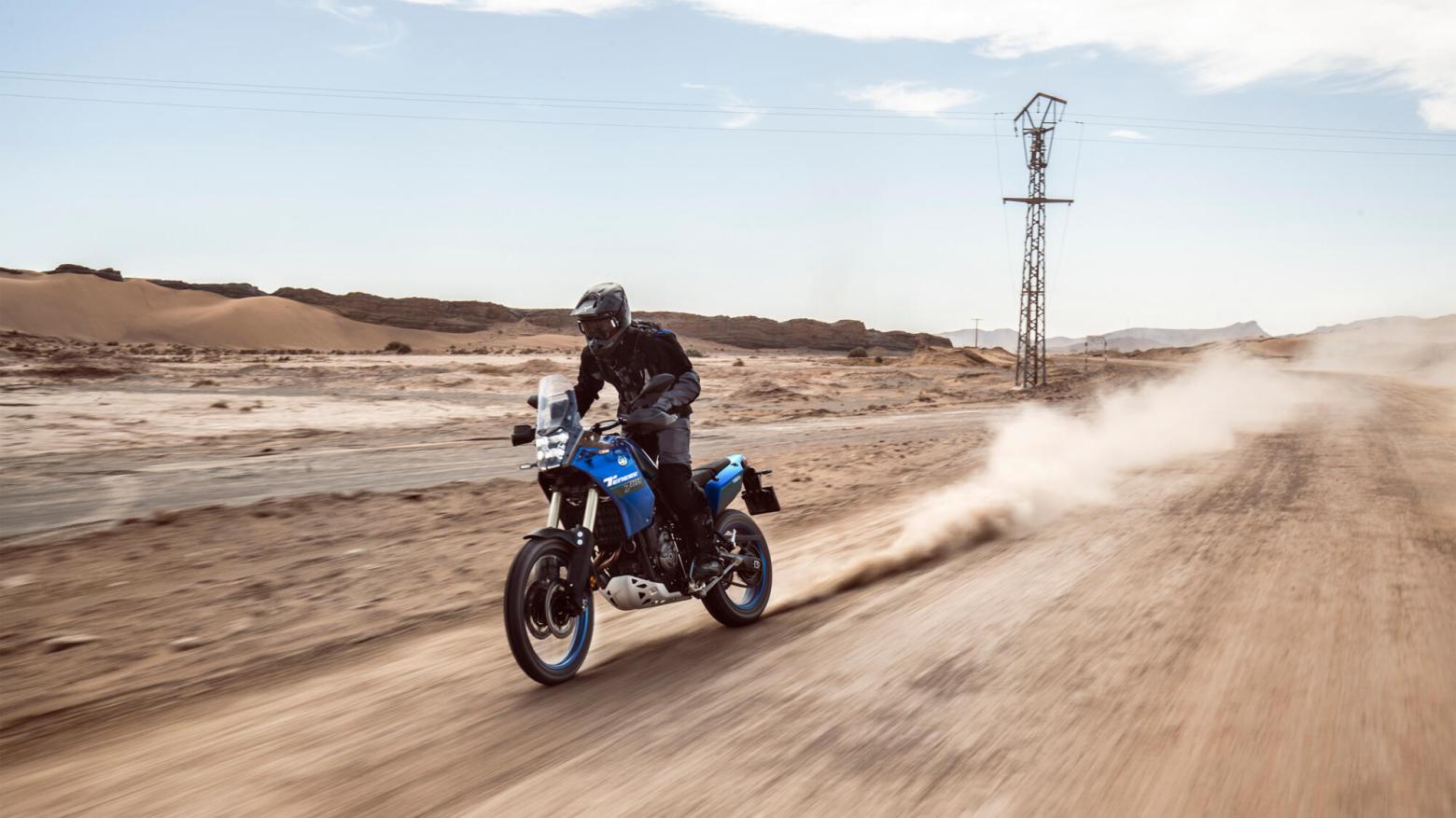 Yamaha Tenere 700 Motosiklet Özellikleri : Yamaha Tenere 700 72.4hp Güç, 68nm. Tork, 210km/h Top Speed, 700cc Motor Hacmi,  Fiyat : 548500TL Fiyat, , 205kg Ağırlık, Hidrolik çift disk, Ø 282 mm, Hidrolik tek disk, Ø 245 mm Fren, 90/90 - 21 M/C 54V, 150/70 R 18 M/C 70V