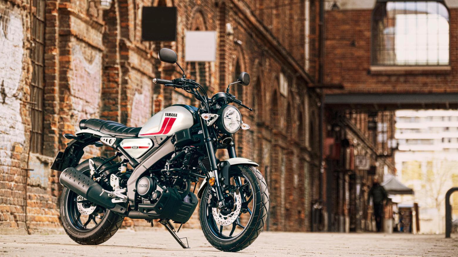 Yamaha XSR125 Motosiklet Özellikleri : Yamaha XSR125 14.7hp Güç, 11.5nm. Tork, 130km/h Top Speed, 125cc Motor Hacmi,  Fiyat : 200500TL Fiyat, , 140kg Ağırlık, Ön Arka Disk Abs Fren, 110/70-17, 140/70-17